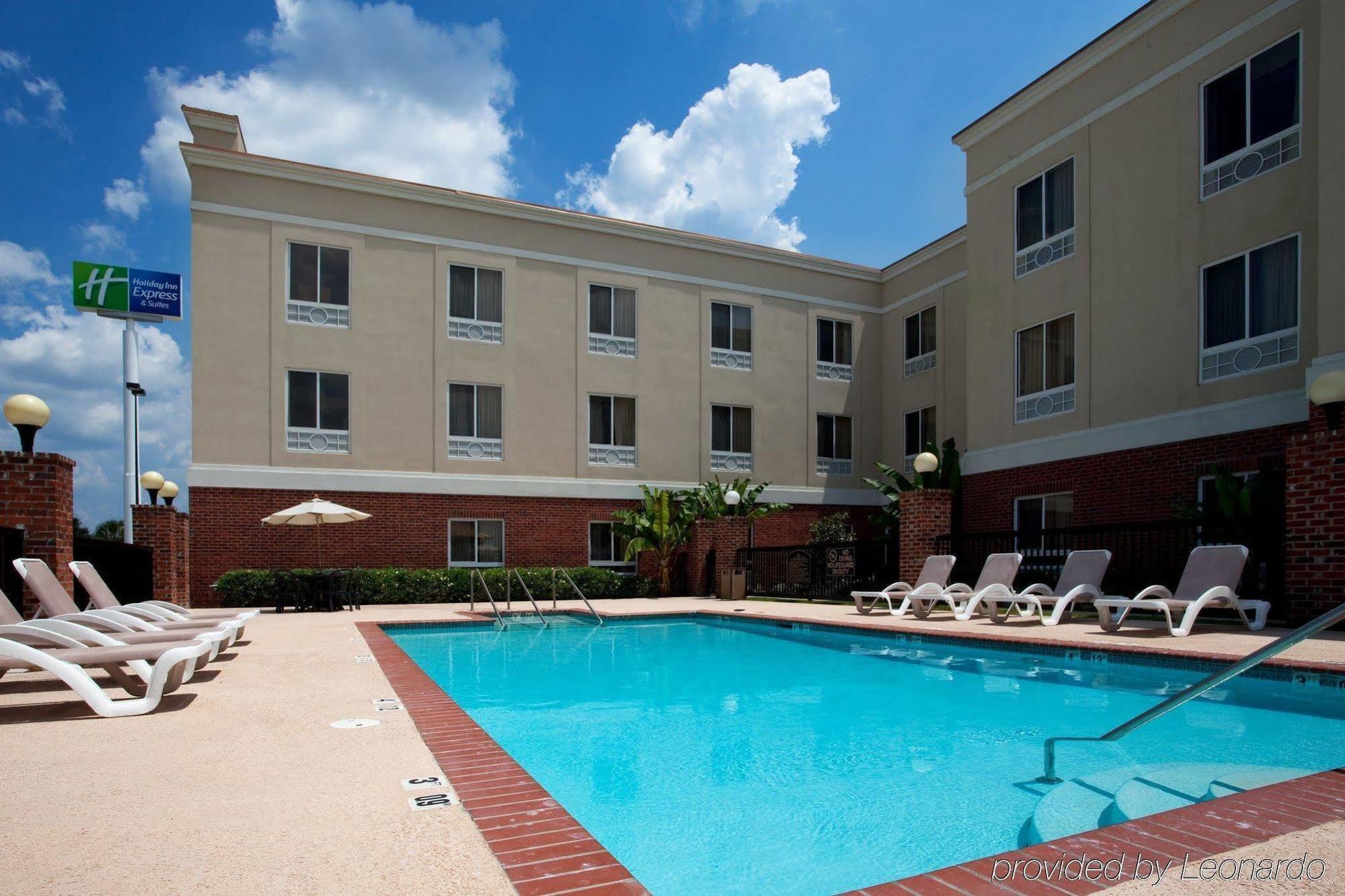 Holiday Inn Express Hotel & Suites Scott-Lafayette West By Ihg Exterior photo